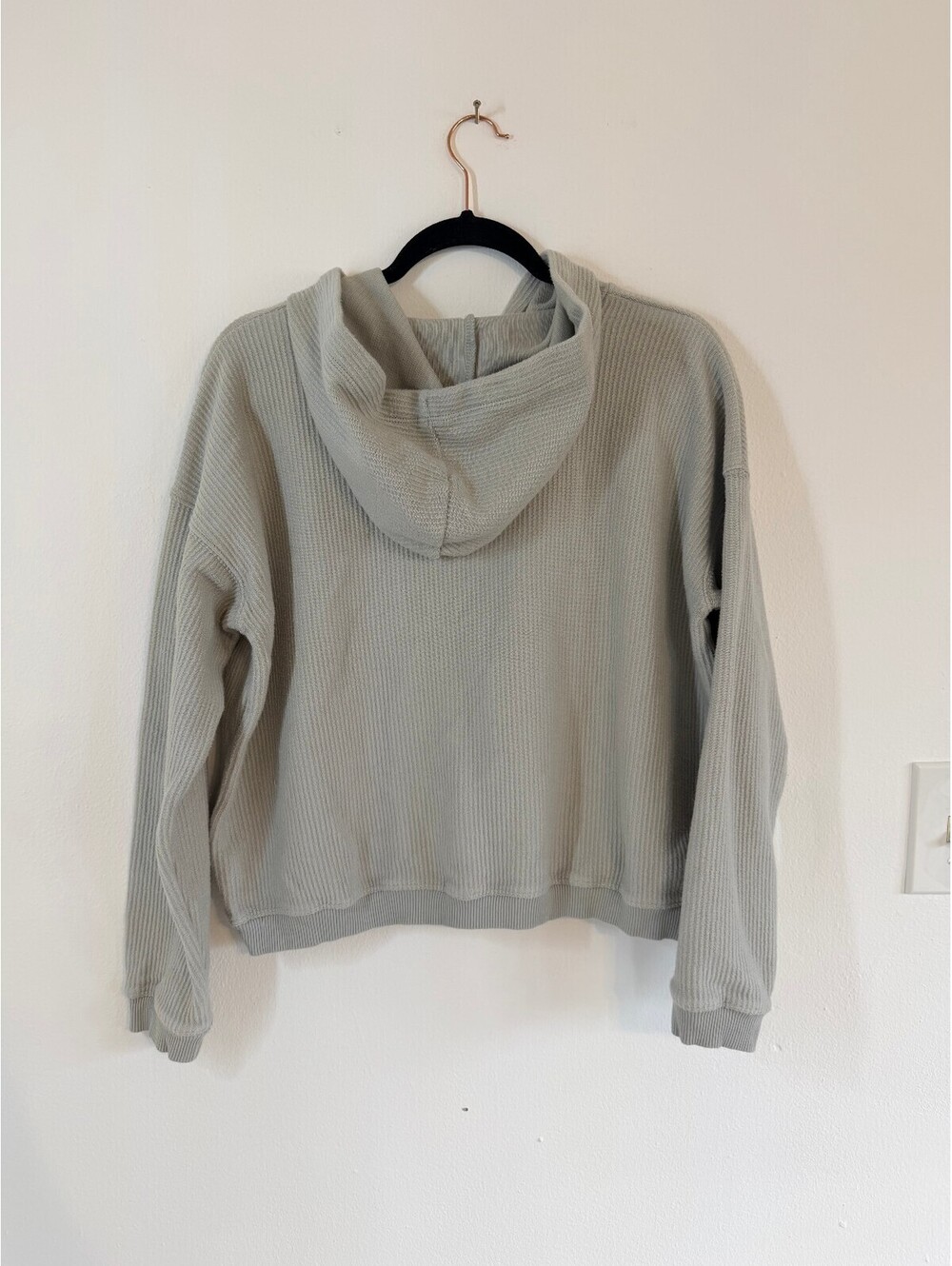 Aerie Gray Green Ribbed Cropped Pullover Hoodie Women’s S Cotton - Picture 3 of 8